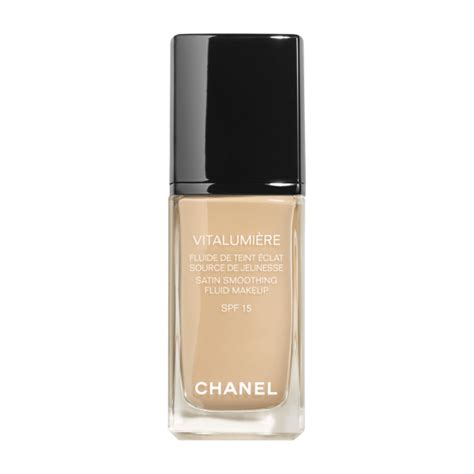 base chanel vitalumiere